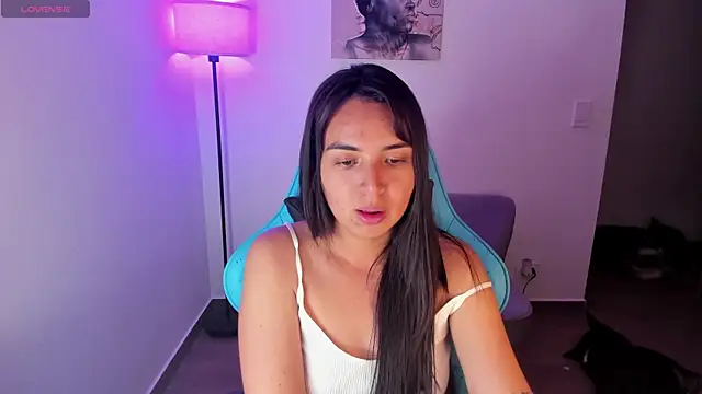 Snapshot of Miss_Nicole chatting on May 2026 01:03:02 AM Miss Nicole online show from May 2026 01:03:02 AM