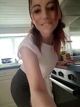 Snapshot of XLisaxx chatting on March 2025 04:35:02 PM XLisaxx online show from March 2025 04:35:02 PM