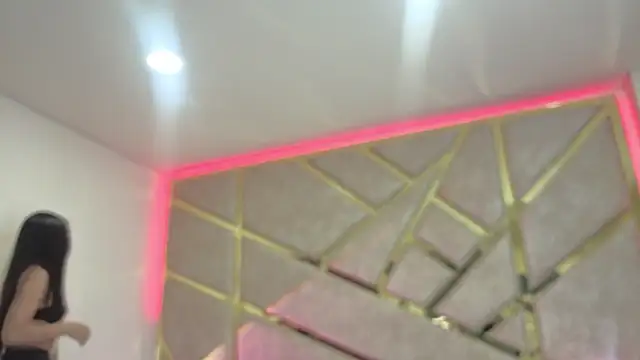  emma miller  online show from February 2026 11:17:01 AM