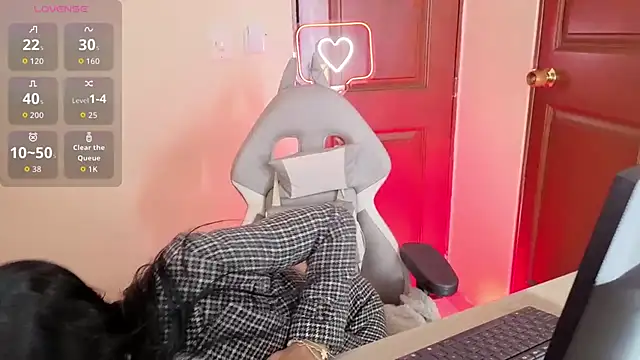  emma miller  online show from April 2026 11:10:02 AM