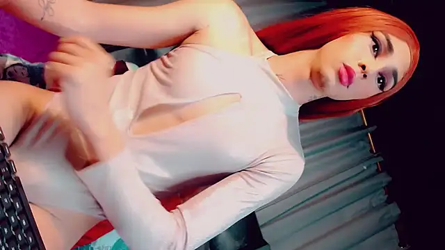 CharlotteBigCock online show from January 2025 04:04:01 PM