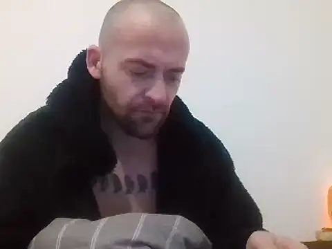 bigguy101 online show from January 2025 06:11:02 AM