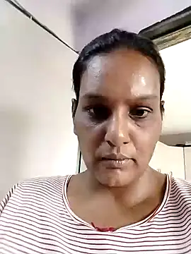 NWC4LYF online show from September 2025 06:41:01 AM