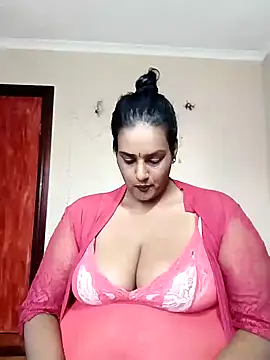 NWC4LYF online show from May 2026 06:32:01 AM