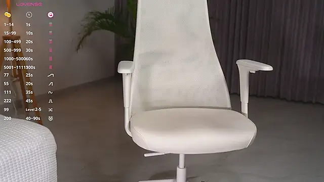 Snapshot of Vivian_cb chatting on February 2025 12:05:02 PM Vivian cb online show from February 2025 12:05:02 PM