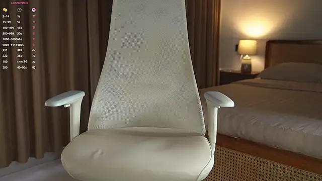 Snapshot of Vivian_cb chatting on October 2025 07:42:01 AM Vivian cb online show from October 2025 07:42:01 AM