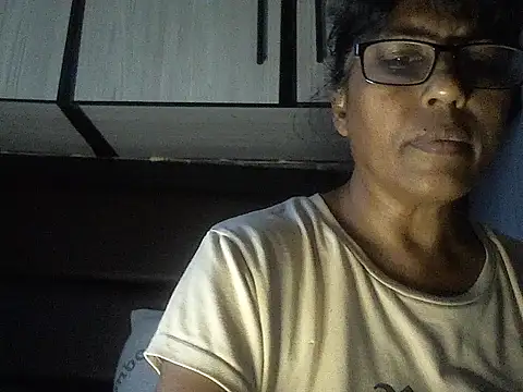 MsAttitude online show from December 2025 06:08:02 AM