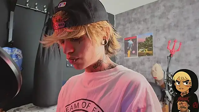 AcidMilo online show from October 2025 02:35:01 PM