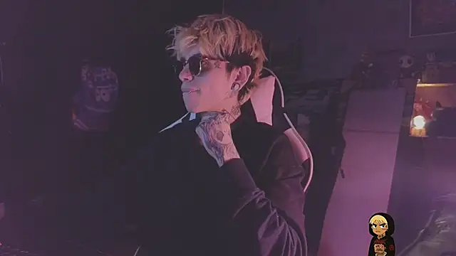 AcidMilo online show from April 2026 04:28:01 AM