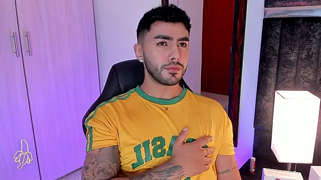 ItsMeEros online show from March 2025 09:54:02 PM