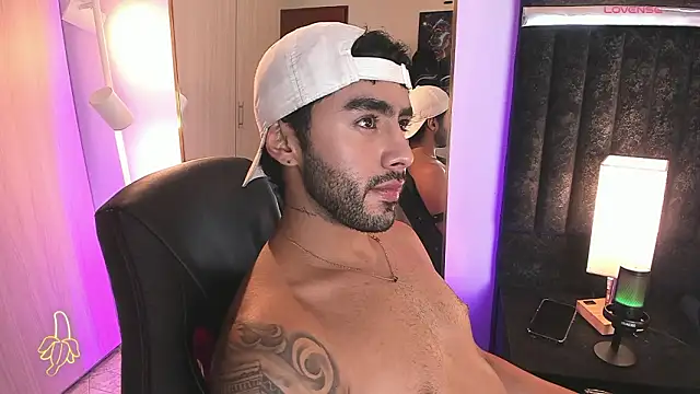 ItsMeEros online show from March 2026 10:50:01 PM