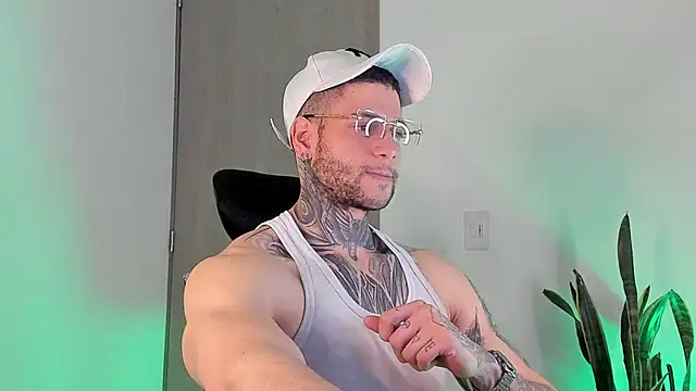  jamesleandros1 online show from February 2026 09:30:01 AM