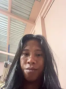 Cristinelicious online show from May 2026 06:15:02 PM
