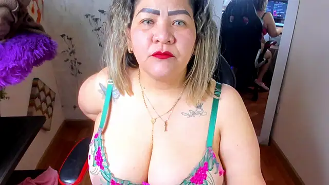 Snapshot of Dalessa_Bigtits chatting on March 2025 12:18:01 AM Dalessa Bigtits online show from March 2025 12:18:01 AM