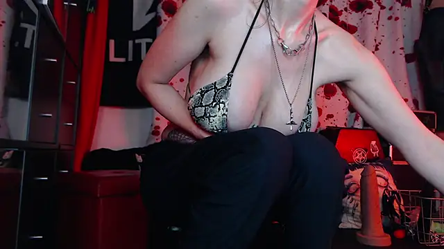 Silentmary online show from September 2025 07:35:01 AM