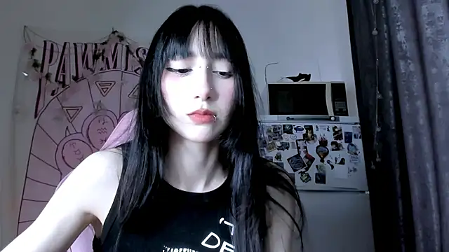 Snapshot of Holy420lolii chatting on May 2026 03:41:01 PM Holy420lolii online show from May 2026 03:41:01 PM