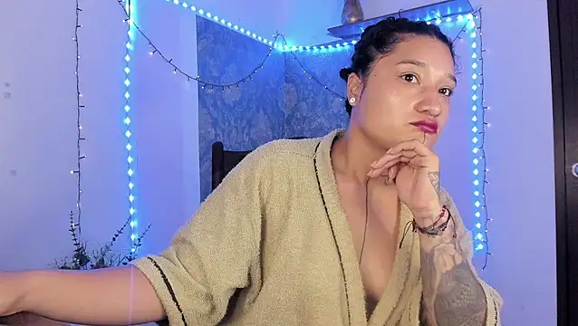 Eva Lee  online show from March 2026 09:15:01 AM