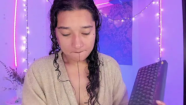Eva Lee  online show from June 2026 10:17:02 AM