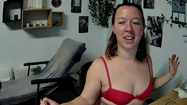 AnyaKreyxh online show from January 2025 06:24:01 PM