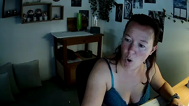 AnyaKreyxh online show from October 2025 11:55:01 AM