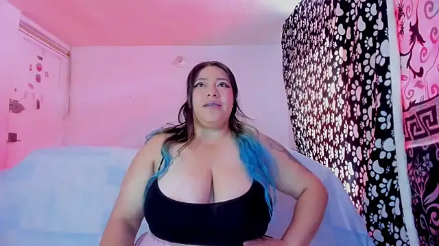 Fierymichef online show from April 2026 07:04:02 PM