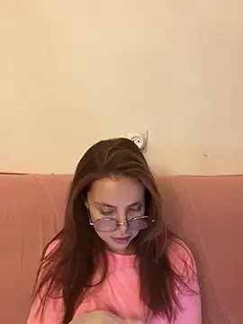 lovebellagrey online show from December 2025 07:55:01 PM