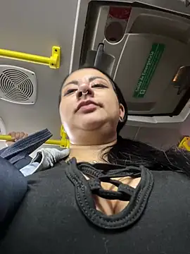 Abril Luv online show from February 2025 12:32:01 AM