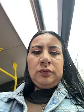 Snapshot of Abril_Luv chatting on April 2026 11:57:01 AM Abril Luv online show from April 2026 11:57:01 AM
