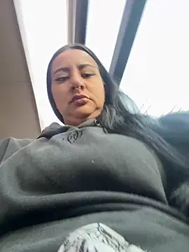 Snapshot of Abril_Luv chatting on April 2026 11:14:02 AM Abril Luv online show from April 2026 11:14:02 AM