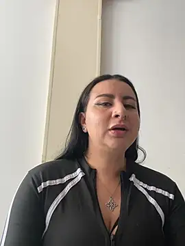 Snapshot of Abril_Luv chatting on April 2026 01:36:02 PM Abril Luv online show from April 2026 01:36:02 PM