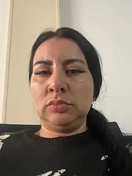 Snapshot of Abril_Luv chatting on April 2026 01:41:02 PM Abril Luv online show from April 2026 01:41:02 PM