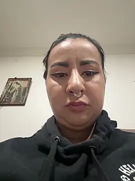 Snapshot of Abril_Luv chatting on May 2026 10:52:02 AM Abril Luv online show from May 2026 10:52:02 AM