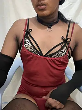 Femcrossy online show from August 2026 08:22:01 PM
