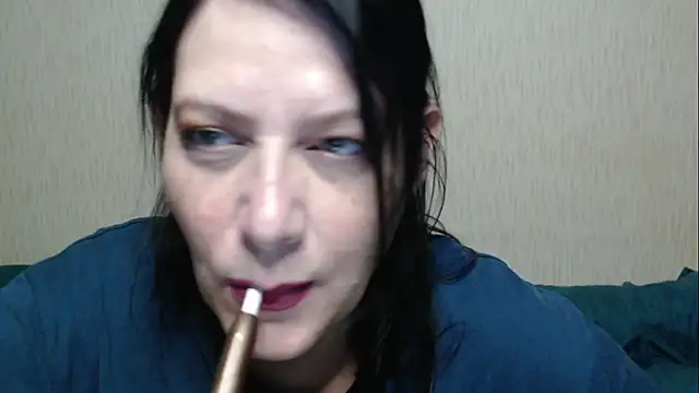 Snapshot of Mirabelle_Sweet chatting on April 2026 12:31:01 AM Mirabelle Sweet online show from April 2026 12:31:01 AM