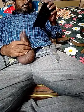 adicma123 online show from April 2026 01:11:01 PM