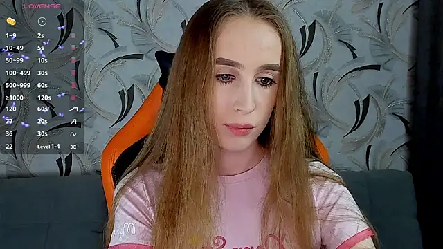 Snapshot of _mira_cle_ chatting on December 2024 02:01:02 AM mira cle online show from December 2024 02:01:02 AM