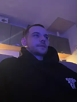 Z1uk online show from February 2026 01:21:02 AM