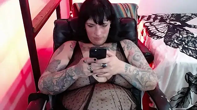 VampGirl1 online show from January 2025 04:50:02 PM