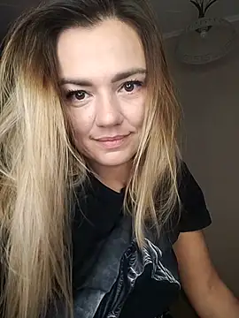 KrissSexi online show from October 2025 05:41:02 AM