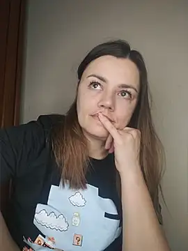 KrissSexi online show from April 2026 07:00:01 PM