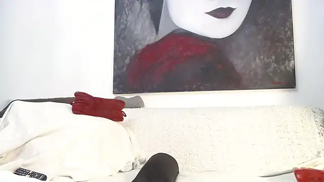 Snapshot of QueenfeeKaterina chatting on April 2026 01:19:02 AM QueenfeeKaterina online show from April 2026 01:19:02 AM