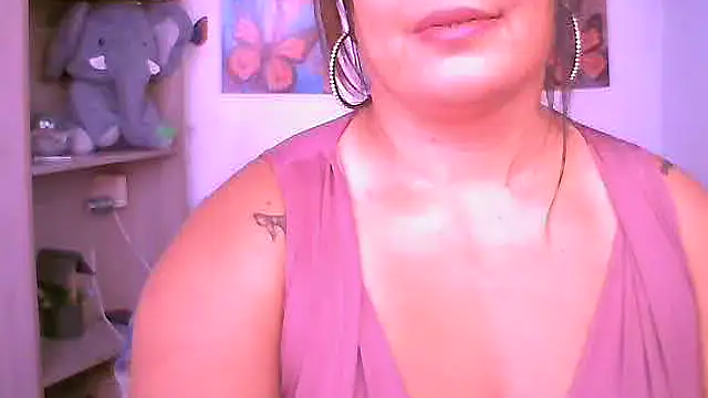 ChiaraFioree online show from May 2026 06:59:01 PM