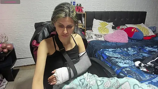 lauren ashlee online show from March 2025 02:44:01 PM