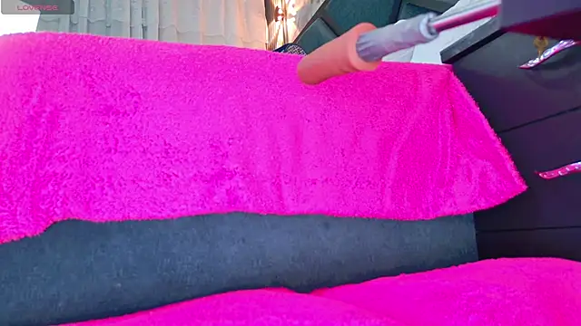 NathaxaLeans online show from November 2025 11:54:02 AM