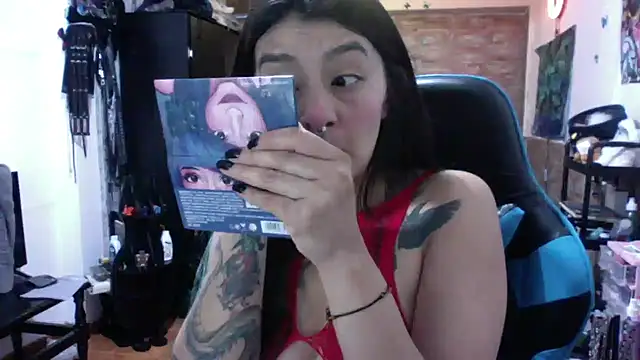 AngelaQueen  online show from November 2025 03:29:02 PM