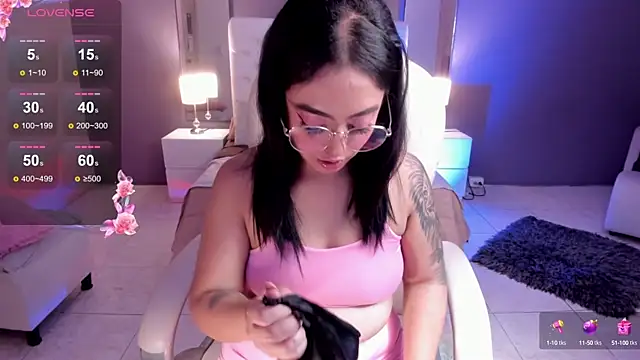 kim thompson 1 online show from January 2025 11:58:02 AM