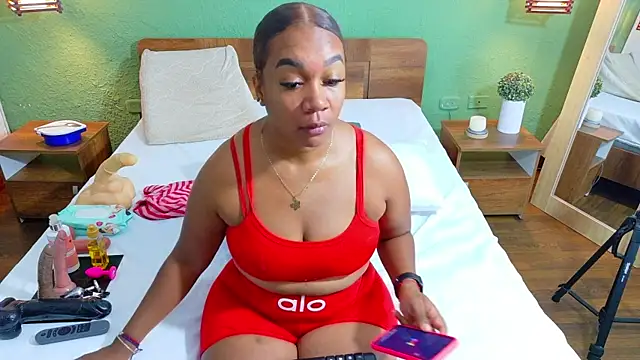 dannaahbrown online show from February 2025 07:35:01 PM