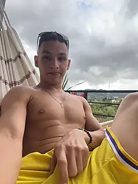 liuscast22 online show from April 2026 07:29:02 PM