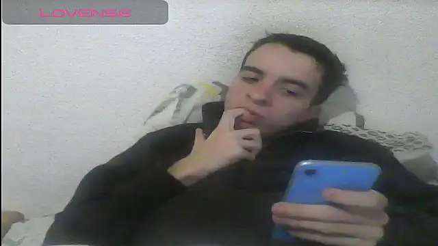 Snapshot of Tombgy07 chatting on December 2024 08:43:01 PM Tombgy07 online show from December 2024 08:43:01 PM