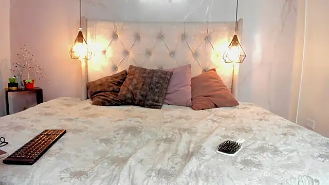 SakuraLee  online show from January 2026 01:48:02 PM